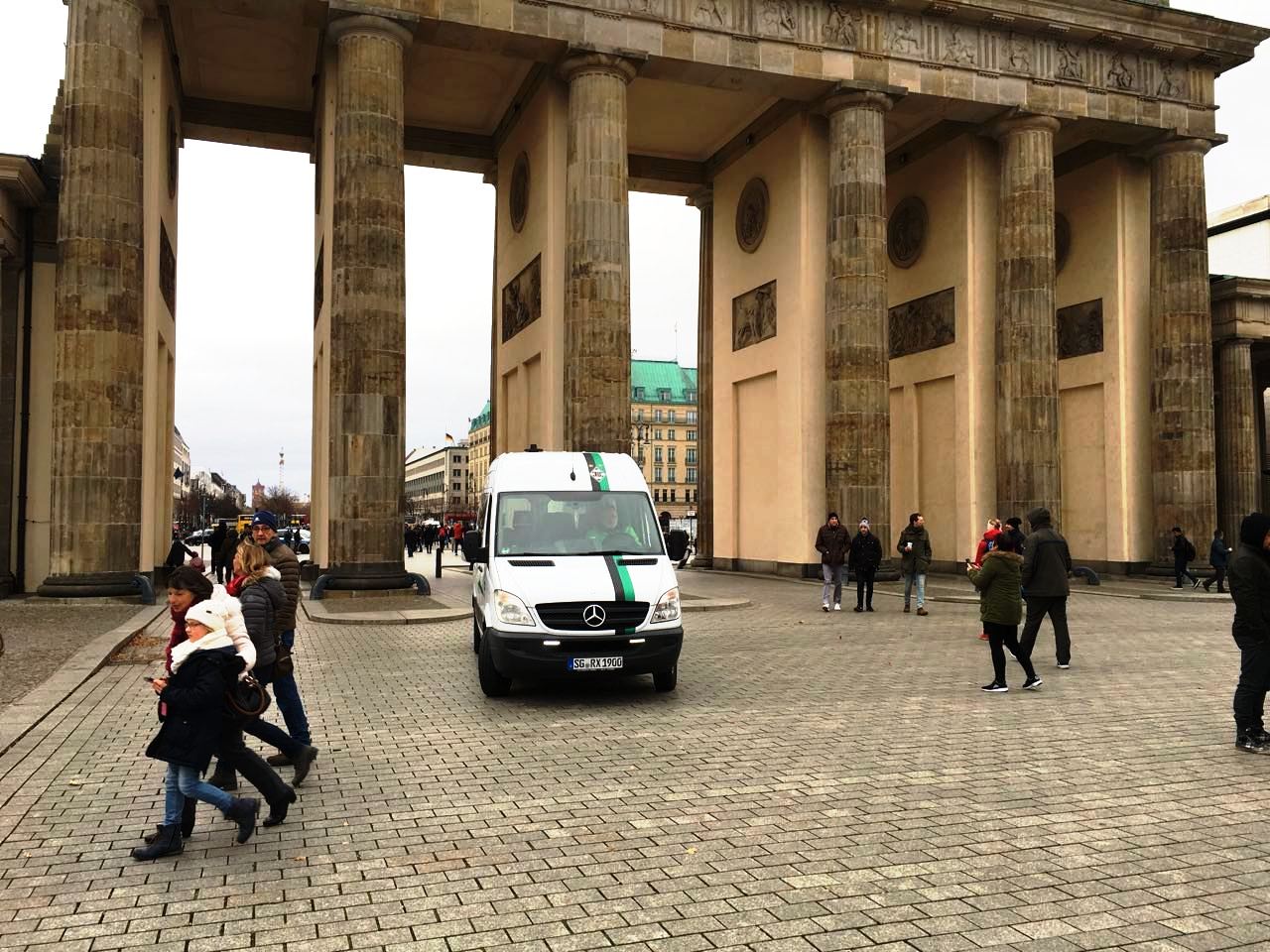 Der Rautenexpress am Brandenburger Tor